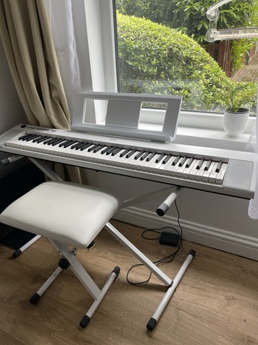 Yamaha piaggero 76 key - np-35, 76-key