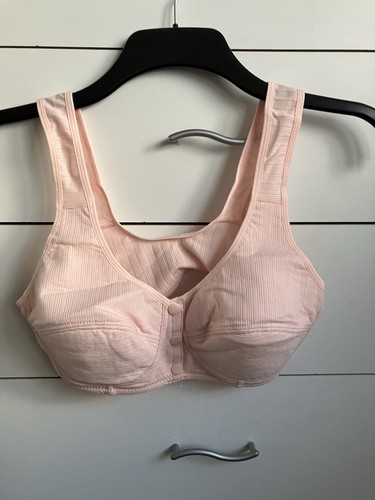 Ladies front fastening - fastening, wide