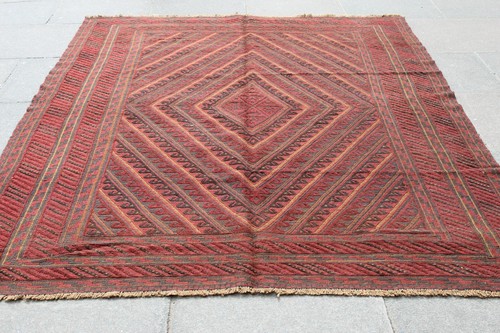 Vintage hand made afghan - vintage,