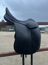 Childeric dressage saddle