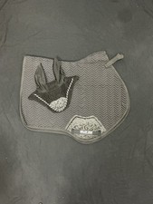 Size full Saddle pad with