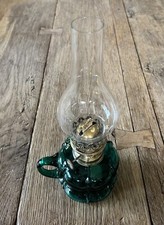 ANTIQUE VICTORIAN EMERALD GREEN GLASS FINGER OIL  LAMP