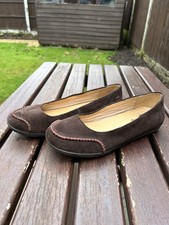 Women's Clarks Active Air Brown Suede Shoes Size 7