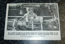 Somportex - Thunderbirds XL (Black & White) No9 - Hood In Fire Flash