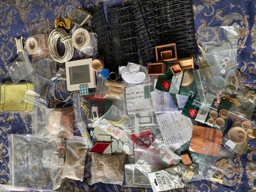 Dolls house fencing electrics - dolls,
