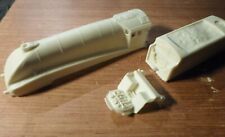 LNER B17/5 streamlined 4-6-0 resin loco & tender bodiy, OO scale- special offer