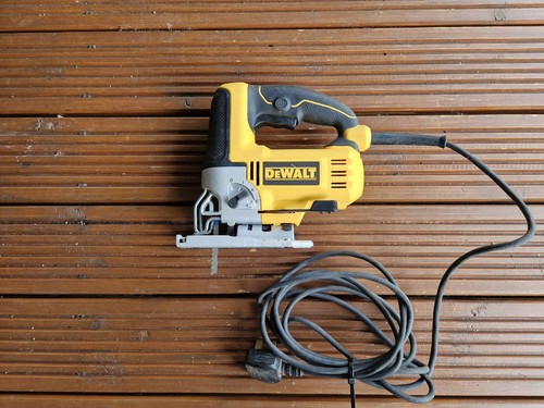 Dewalt 240v jigsaw dw349 - ,