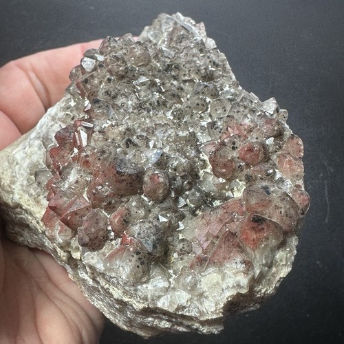 Hematite included red - hematite, quartz