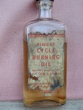 VINTAGE CHALLENGE OIL LONDON GLASS BOTTLE OF CYCLE LAMP BURNING OIL