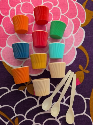 Set vintage ribbed - of, egg