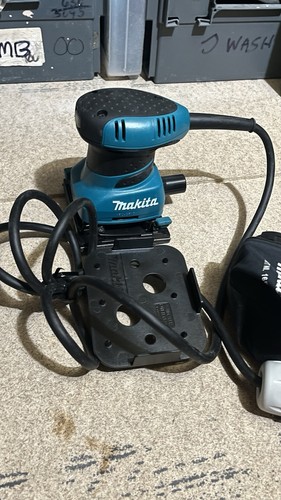 Makita 110v bo4556 sander - 110v,