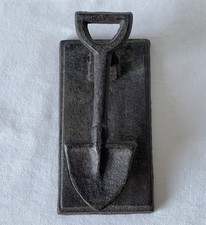 Vintage Antique Style Country Life Cast Iron Shovel Themed Door Knocker 6-6.5"