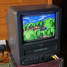 Roadstar TLV1084 10  INCH TV