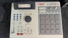 MPC 2000XL, SD Card Reader, 8 Outs, Multi FX & Samples