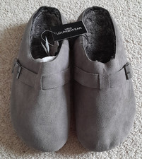 New/Tagged Men’s Loungewear, 100% Leather, Fur Lined Clogs, Grey, Size 8