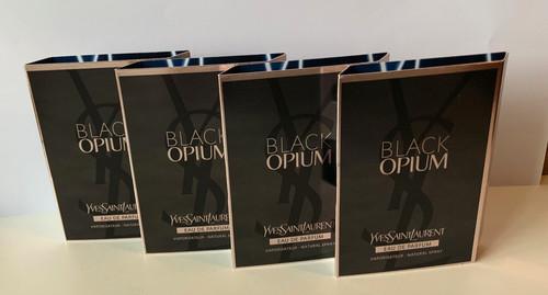 Black opium eau de - ,