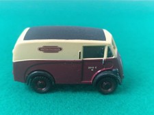 CLASSIX 1:76 OO Gauge British Railways Morris J Die-Cast Van #2