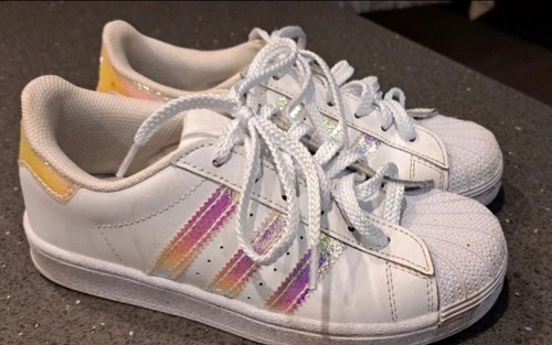 Adidas junior size - 2,