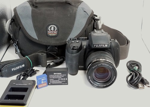 Fujifilm finepix hs30exr - finepix,