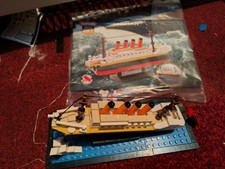 Oxford Titanic Model Building Bricks BM3522