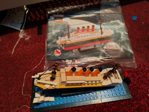 Oxford titanic model building - titanic,