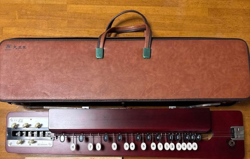 Peacock harp electric - , suzuki