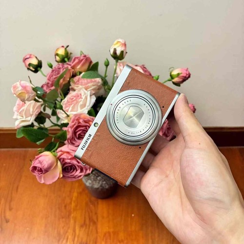 Fujifilm fuji xf1 brown - fujifilm,