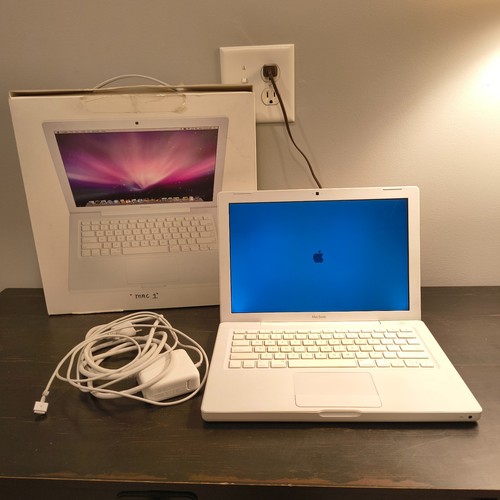 Apple macbook 2007 with - macbook,