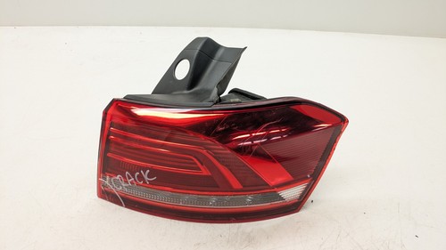 Volkswagen passat tail - passat,