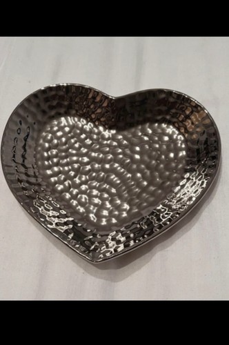 Hammered silver effect dimpled