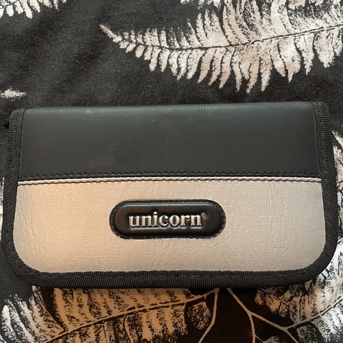 Unicorn maxi darts - darts, case