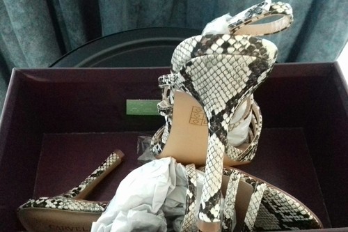 Carvela size court - carvela,