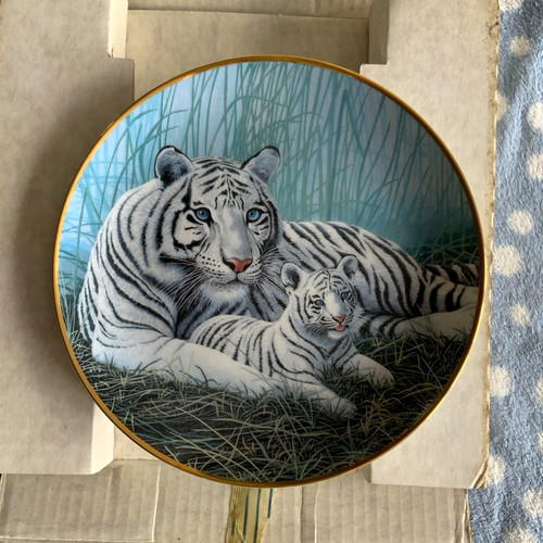 The franklin mint - white, tigers