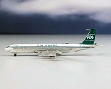 Aeroclassics ACAPAWD PIA Cargo Boeing 707-320C AP-AWD 1/400 Diecast Jet Model