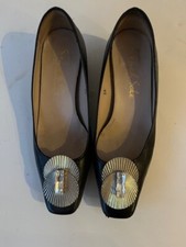 French Sole low heeled ballet pumps with metal details - size 36