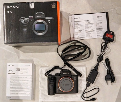 Sony iii camera body - sony,
