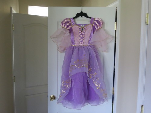 Disney store tangled rapunzel - disney,