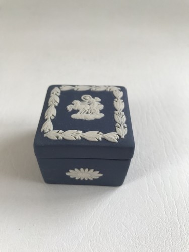 Wedgwood portland blue - wedgwood,