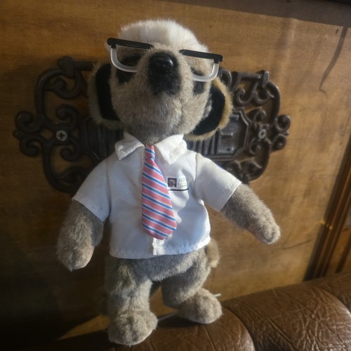 Compare the meerkat - the, toy