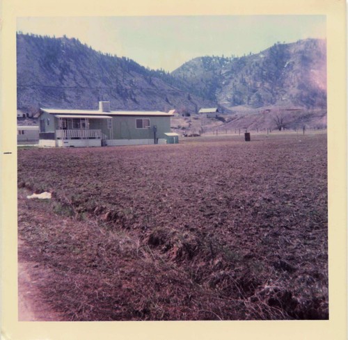 Vtg photo 1976 cashmere - vtg,