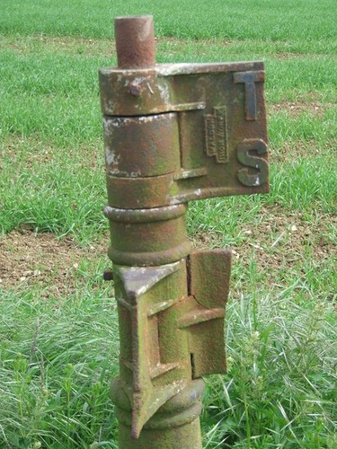 Photo 6x4 remains old cast - photo,