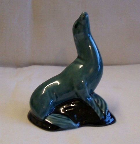 Poole pottery seal black - poole, rock