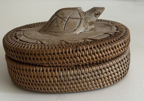 Vintage lombok wood - wood, carved