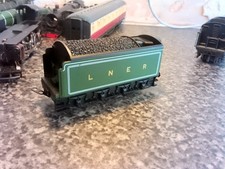 OO GAUGE HORNBY NON MOTORISED