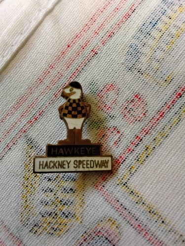 Hackney hawks speedway badge - hawks,