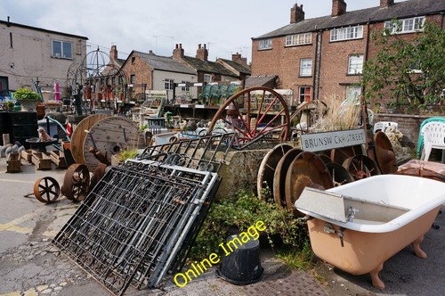 Photo 6x4 reclamation yard - photo,