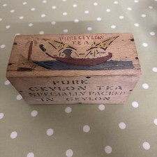 Vintage Wooden CEYLON TEA BOX