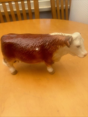 Large ceramic bull - ceramic,
