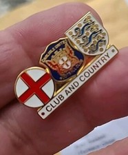 Carlisle United Badge Club And