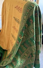 Gorgeous Yelow Green Pure
